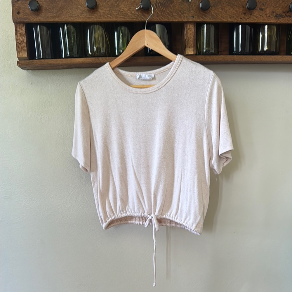 Sadie & Sage Cream Crop Top with tie